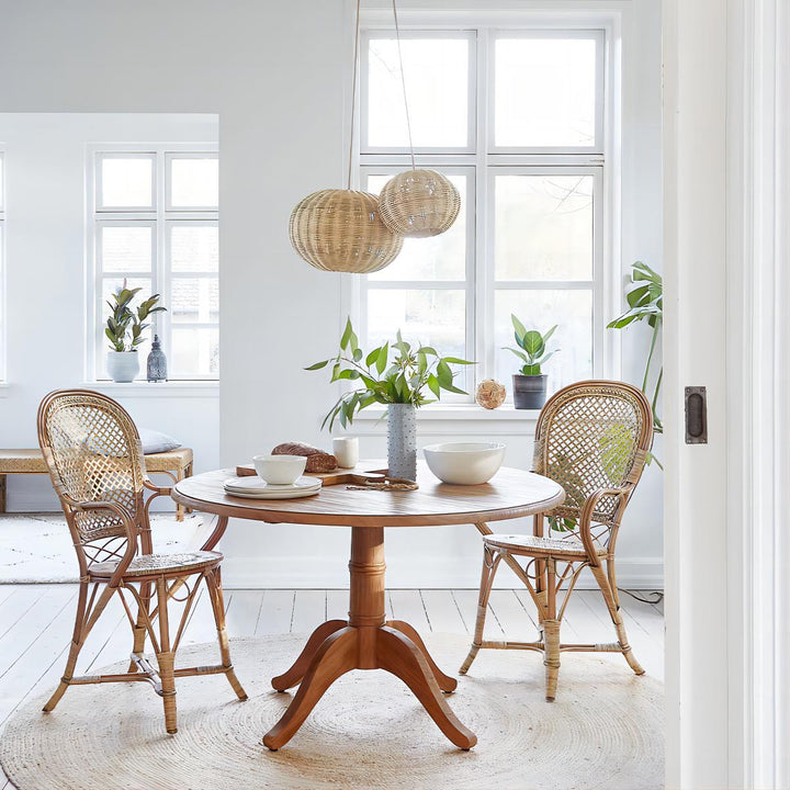 Stylish pendant lamp made from handwoven natural material Kalsten