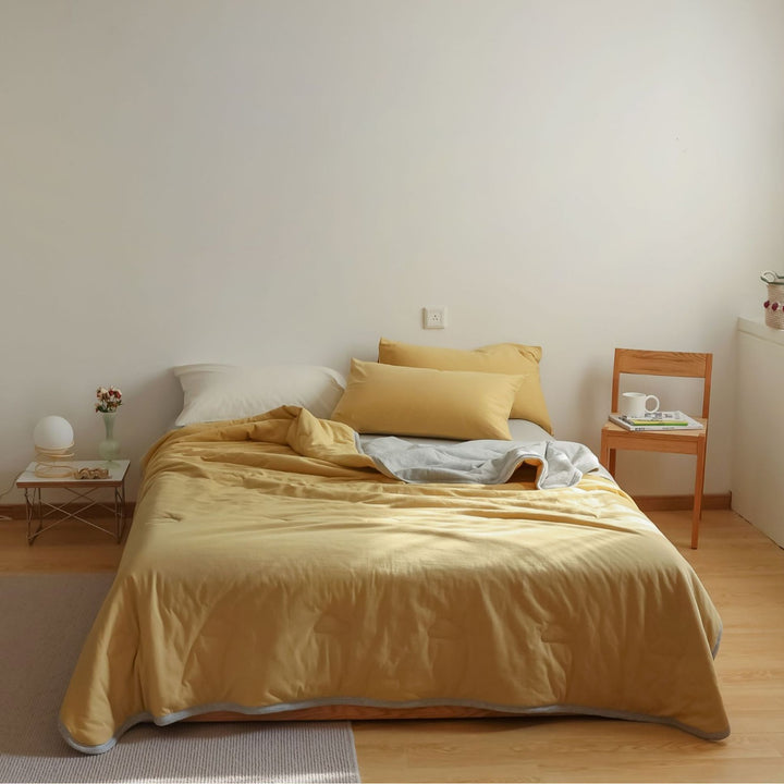 Bedding set made of breathable cotton percale with light stonewash