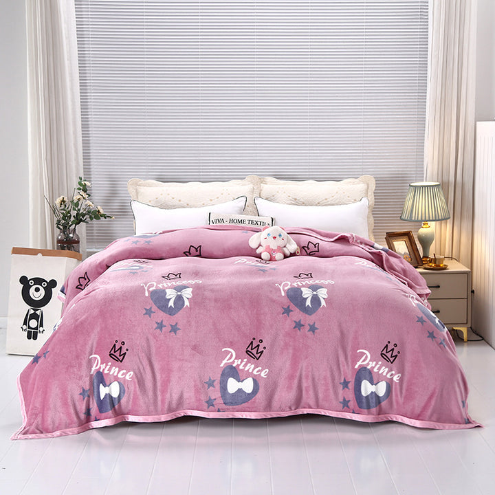 Unisex cuddle blanket with playful cloud design Kalsten
