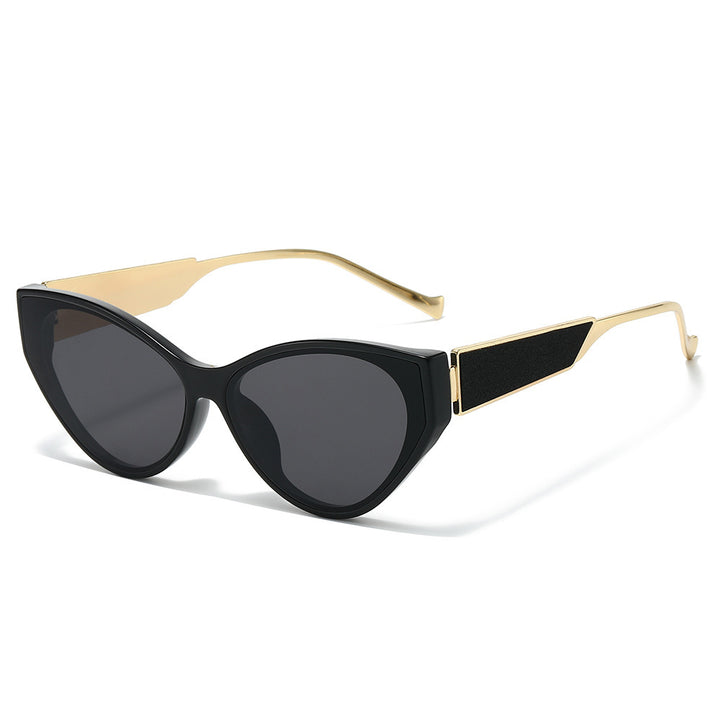 Chic Cat-Eye Sunglasses with Unique Detailing Kalsten