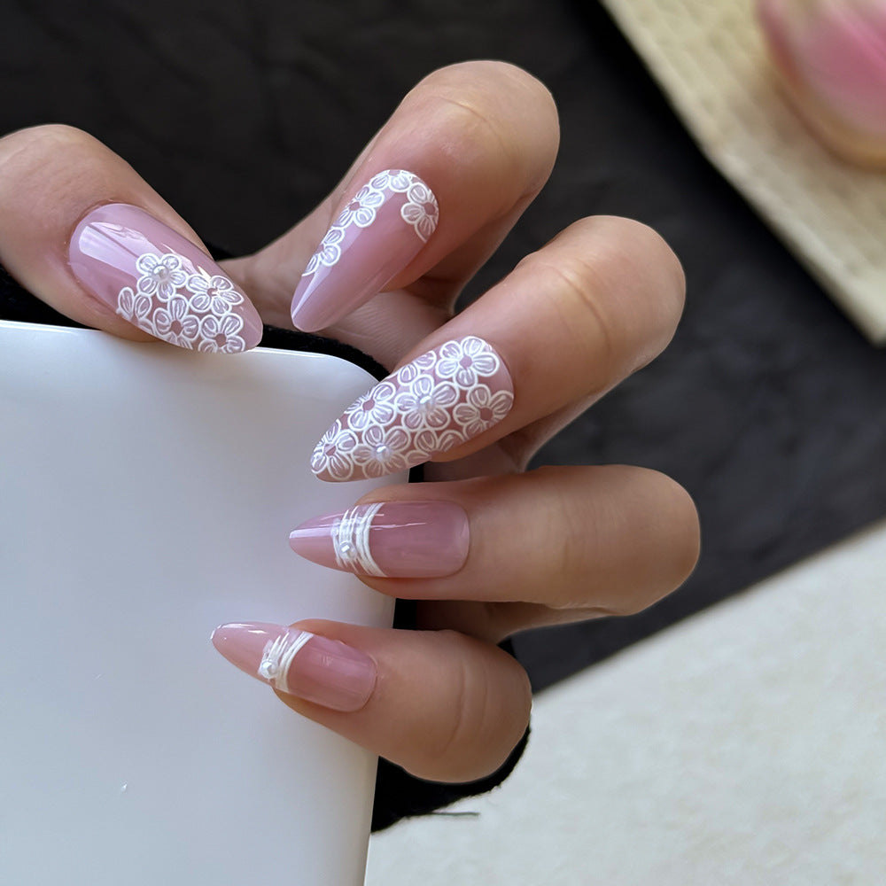 Elegant Floral-Accent Press-On Nails Kalsten