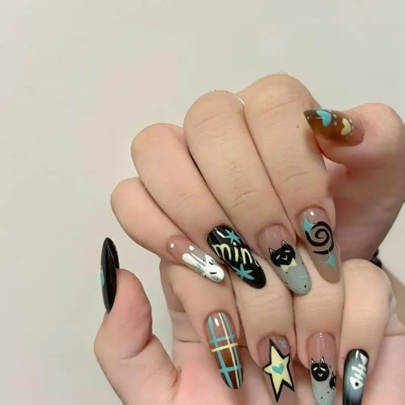Creative art nails with animal motifs Kalsten
