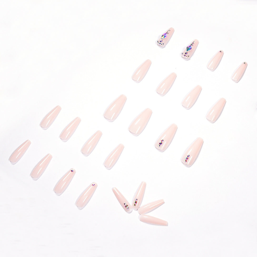 Glamorous nail extensions with rhinestone embellishments Kalsten