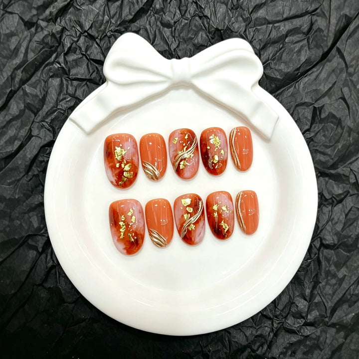 Artistic Press-On Nail Art Set with Elegant Leaf Accents