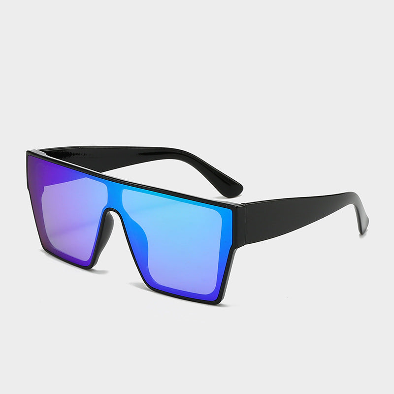 Ladies fashionable sunglasses with angular lenses Kalsten