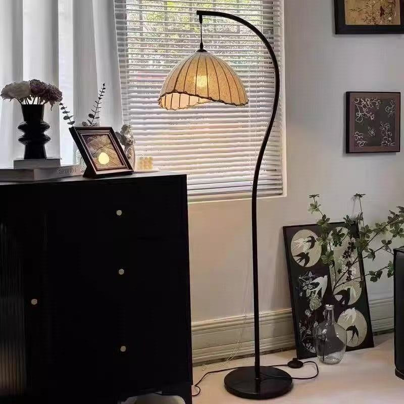 Elegant Arc Floor Lamp