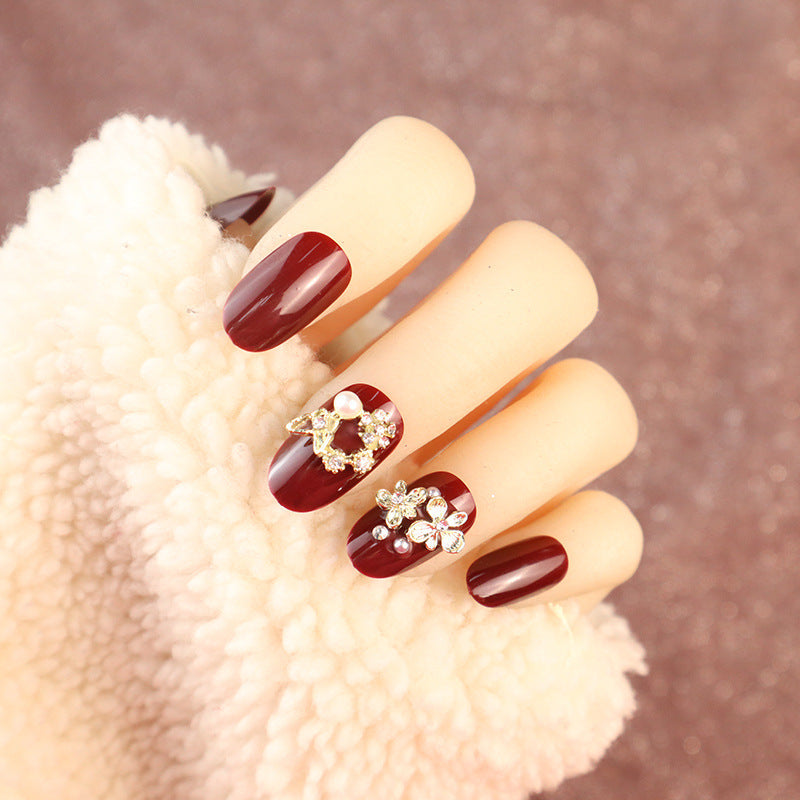 Elegant Floral Embellished Press-On Nails
