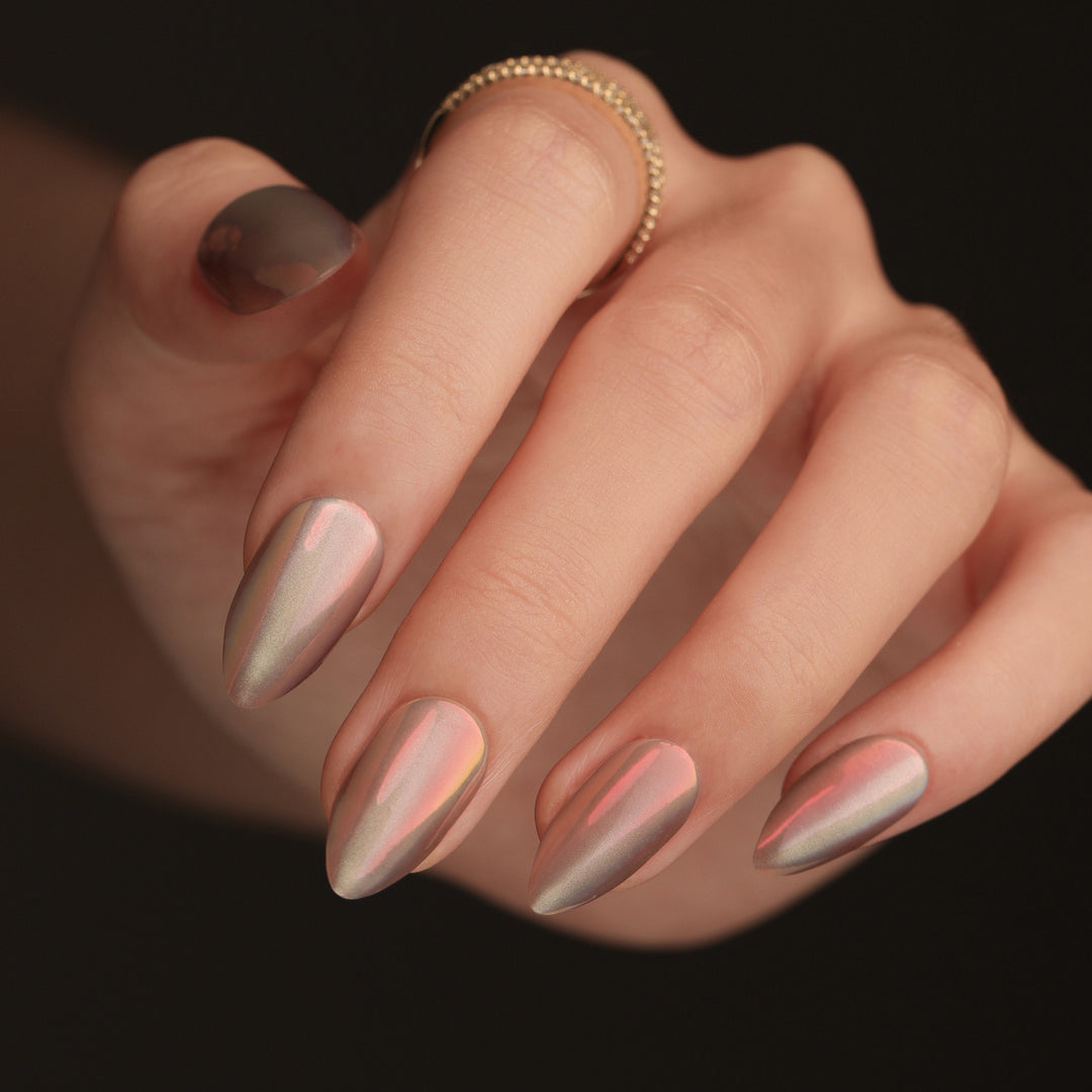 Elegant Artistic Stiletto Nails with Shimmering Gradient Kalsten