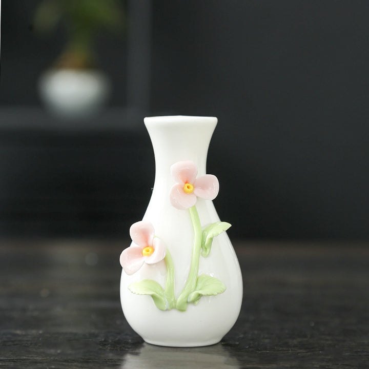 Elegant Floral Themed Ceramic Vase Kalsten