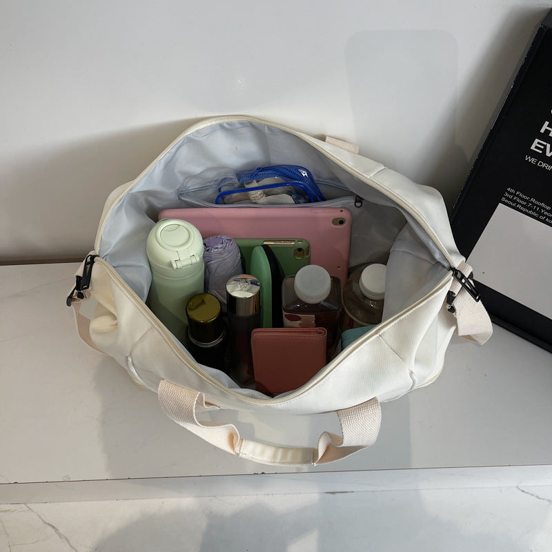 Stylish and Functional Duffle Bag Kalsten