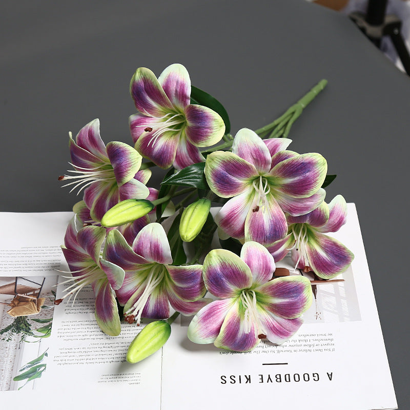 Realistic Lifelike Lily Flower Bouquet