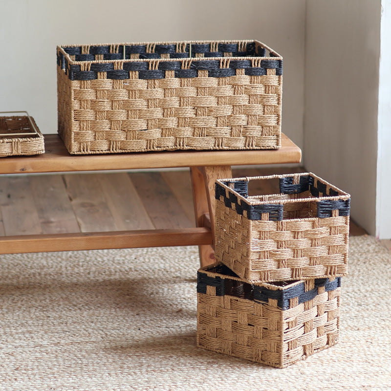 Square storage basket made of natural material Kalsten