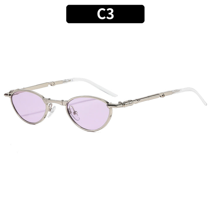Elegant Retro-Inspired Cat-Eye Glasses