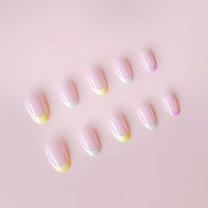 Acrylic nail set with gentle gradient and elegant tips Kalsten