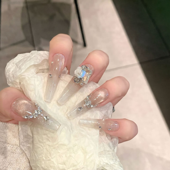 Elegant Rhinestone-Embellished Press-On Nail Set Kalsten
