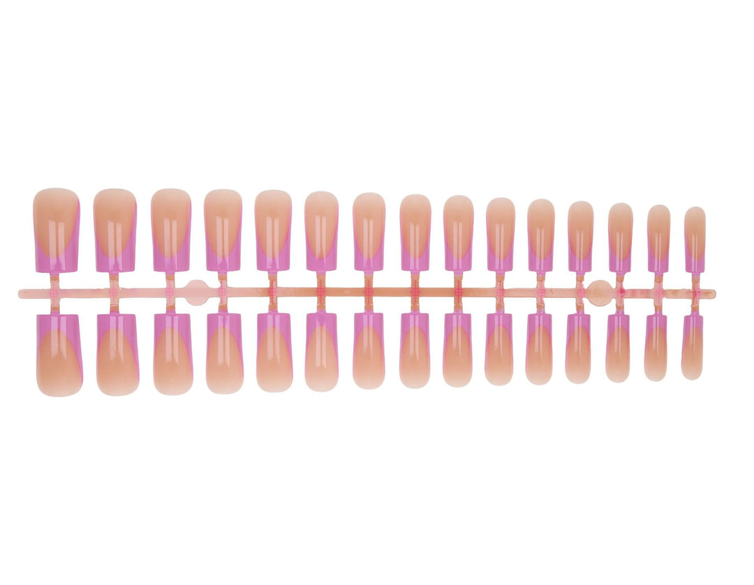 Artificial nails in natural look Kalsten
