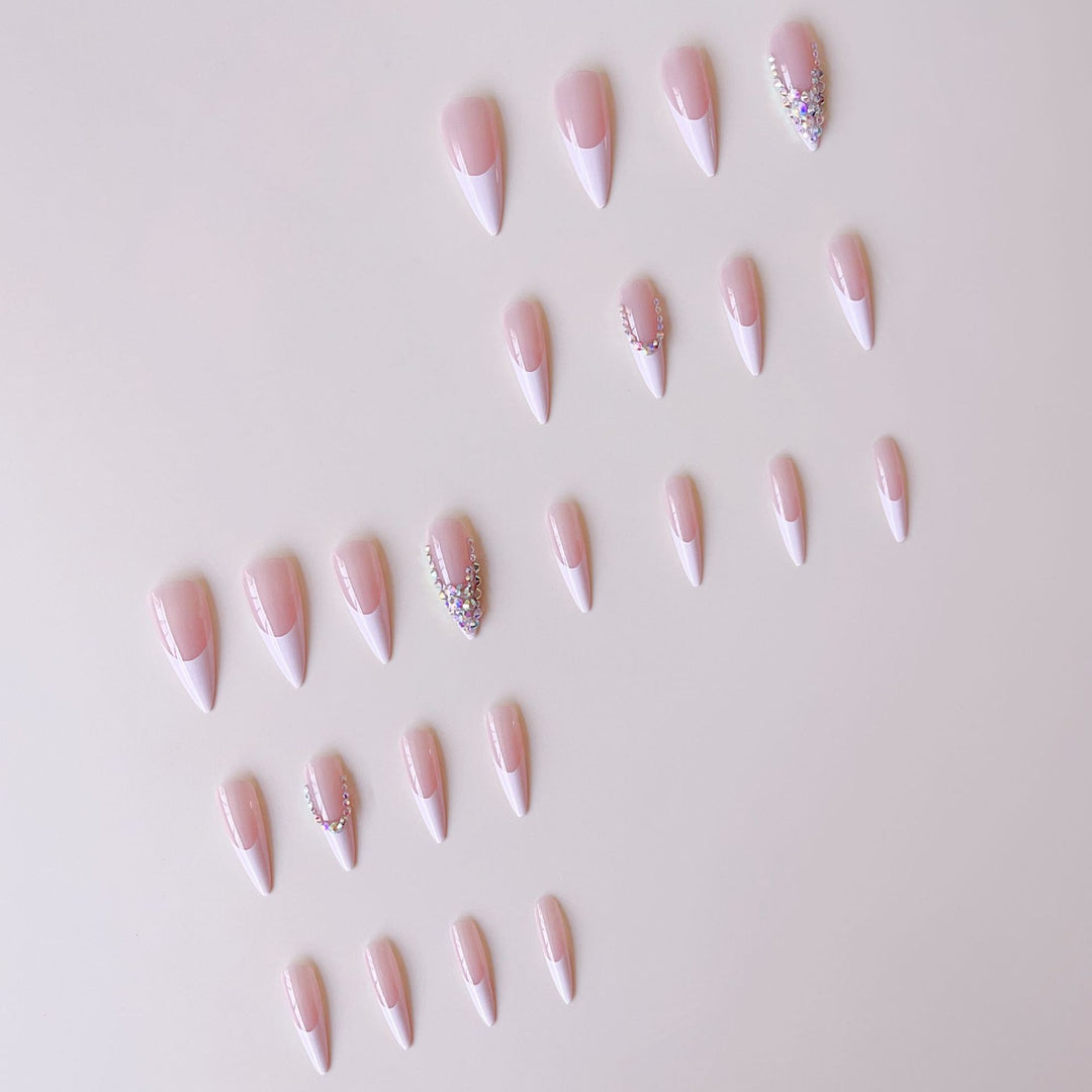 Artificial nail set with glamorous rhinestone decorations and elegant tips Kalsten