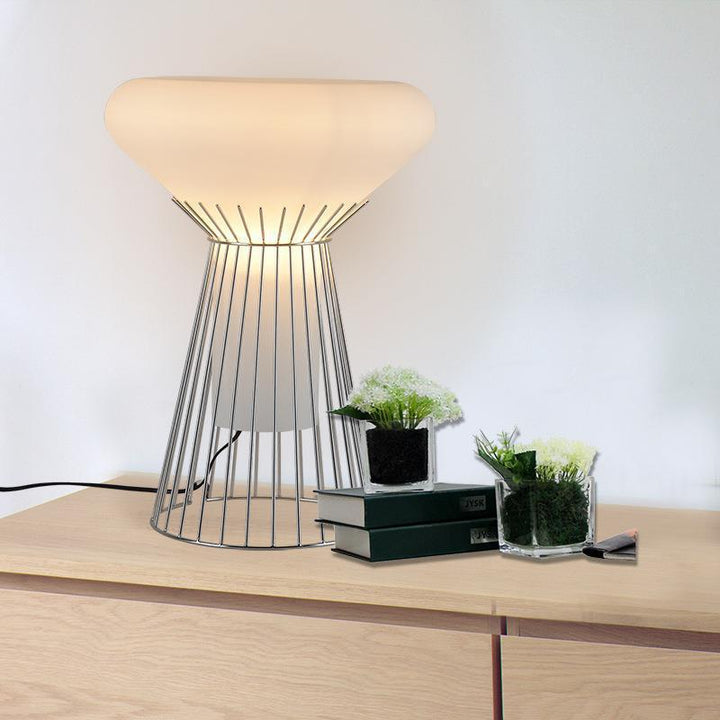 Modern Minimalist Table Lamp with Geometric Design