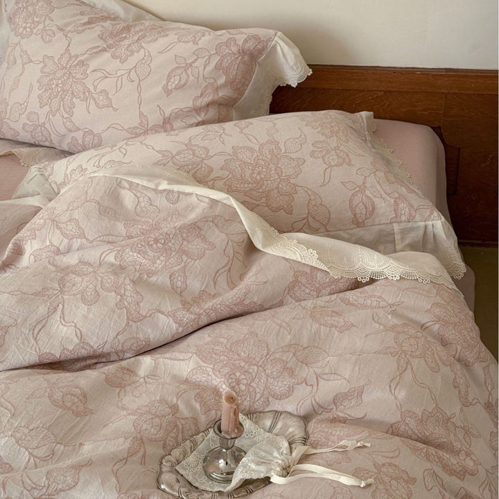 Luxurious jacquard bedding with lace trim and ruffle