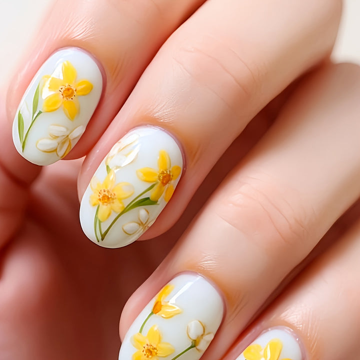 Floral-Themed Press-On Nail Art Set Kalsten