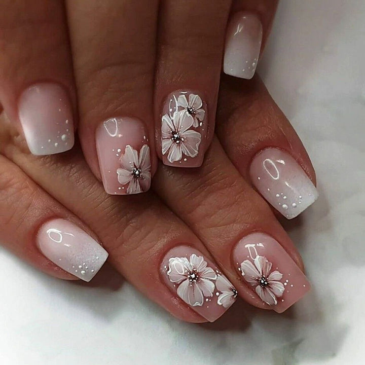 Elegant Floral Nail Art Set Kalsten