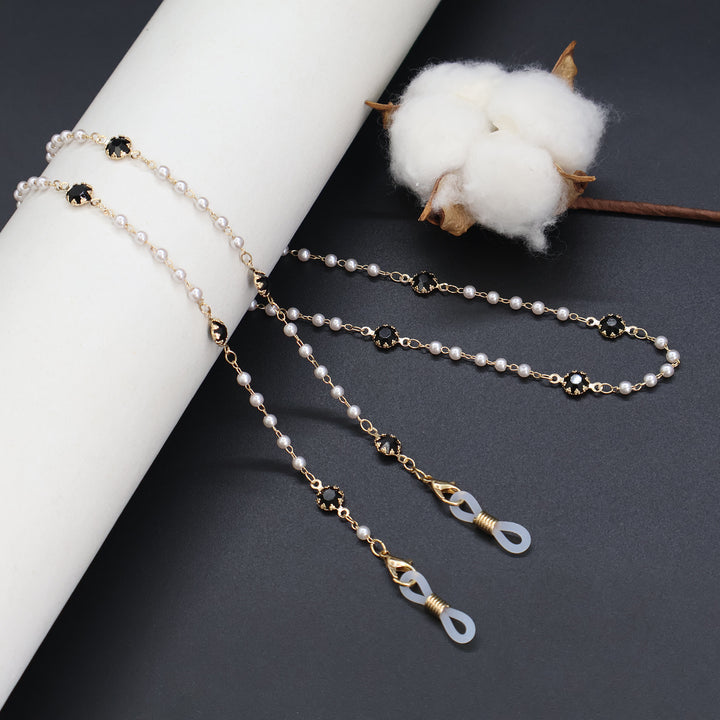 Elegant Pearl and Crystal Eyewear Chain Kalsten