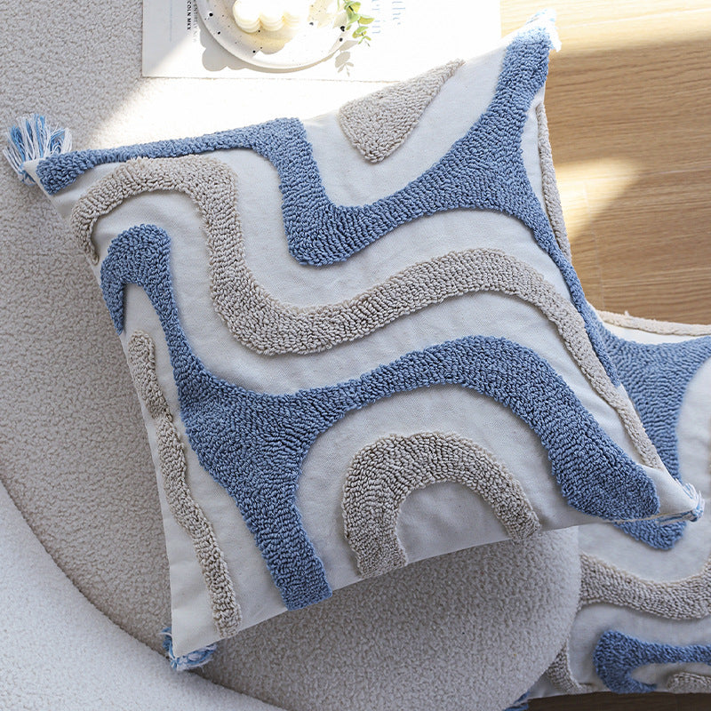 Decorative cushion cover with fluffy tufted loops and concealed zipper Kalsten