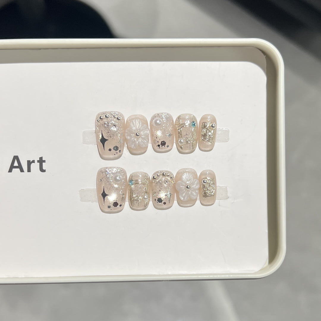 Decorative Acrylic Press-On Nail Art Set Kalsten
