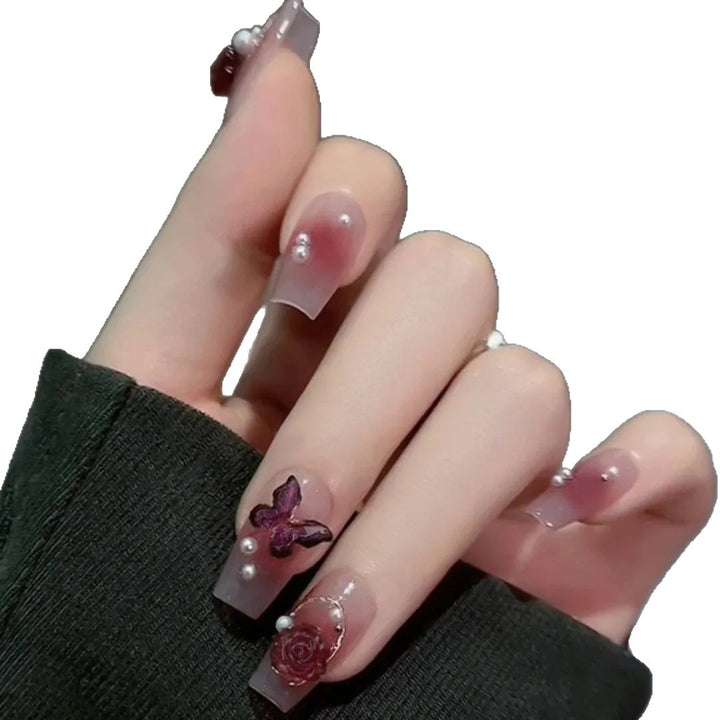 Artistic Nail Tips Kalsten