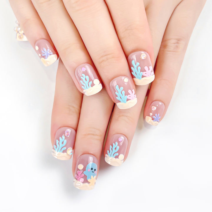 Creative Art Nails with Maritime Motifs Kalsten
