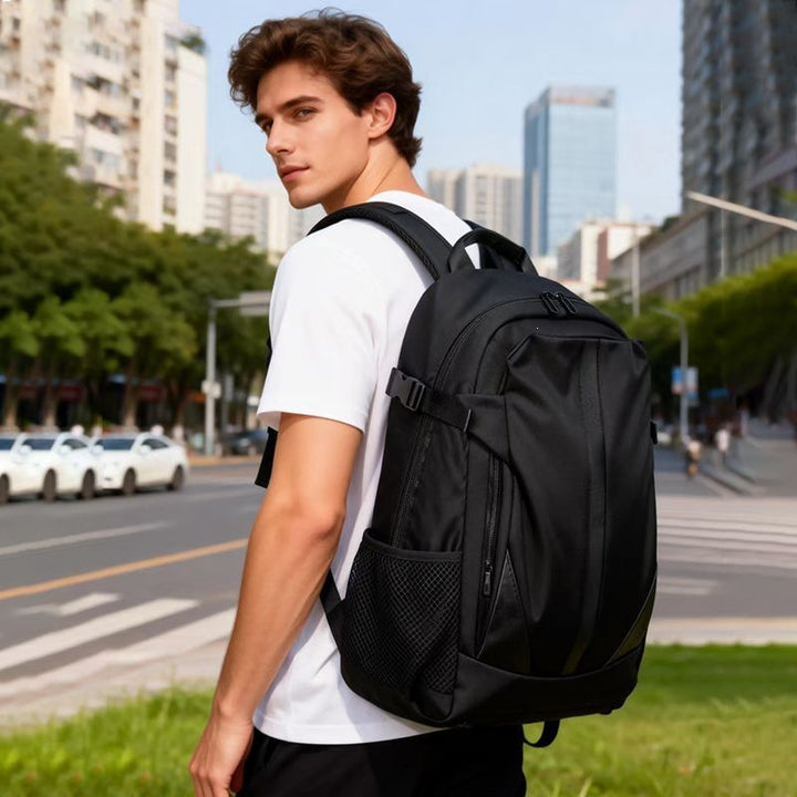 Backpack with innovative ventilation system and spacious compartments Kalsten