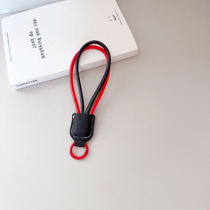 Premium Leather Keychain Holder Kalsten