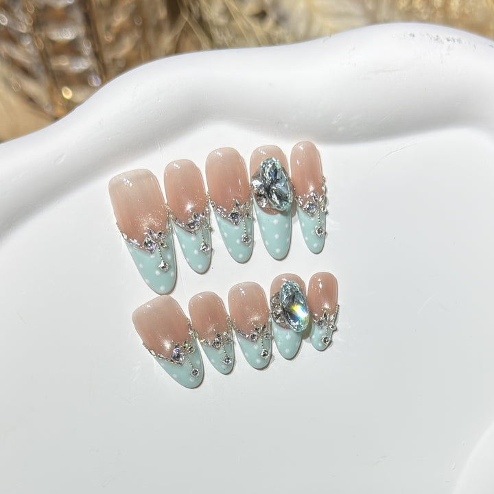 Elegant Decorative Press-On Nail Set with Gemstone Accents Kalsten