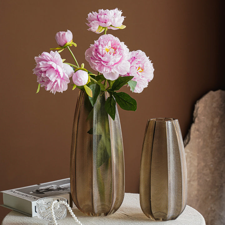 Decorative glass vase with ribbed structure Kalsten