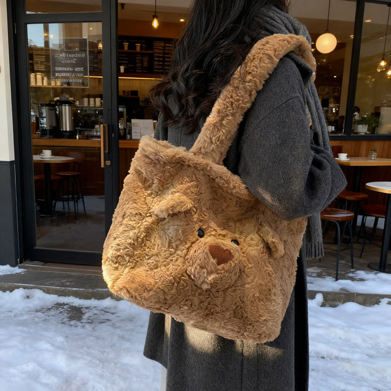 Cuddle bag in bear format Kalsten