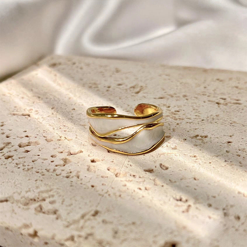 Elegant double ring with organic design Kalsten