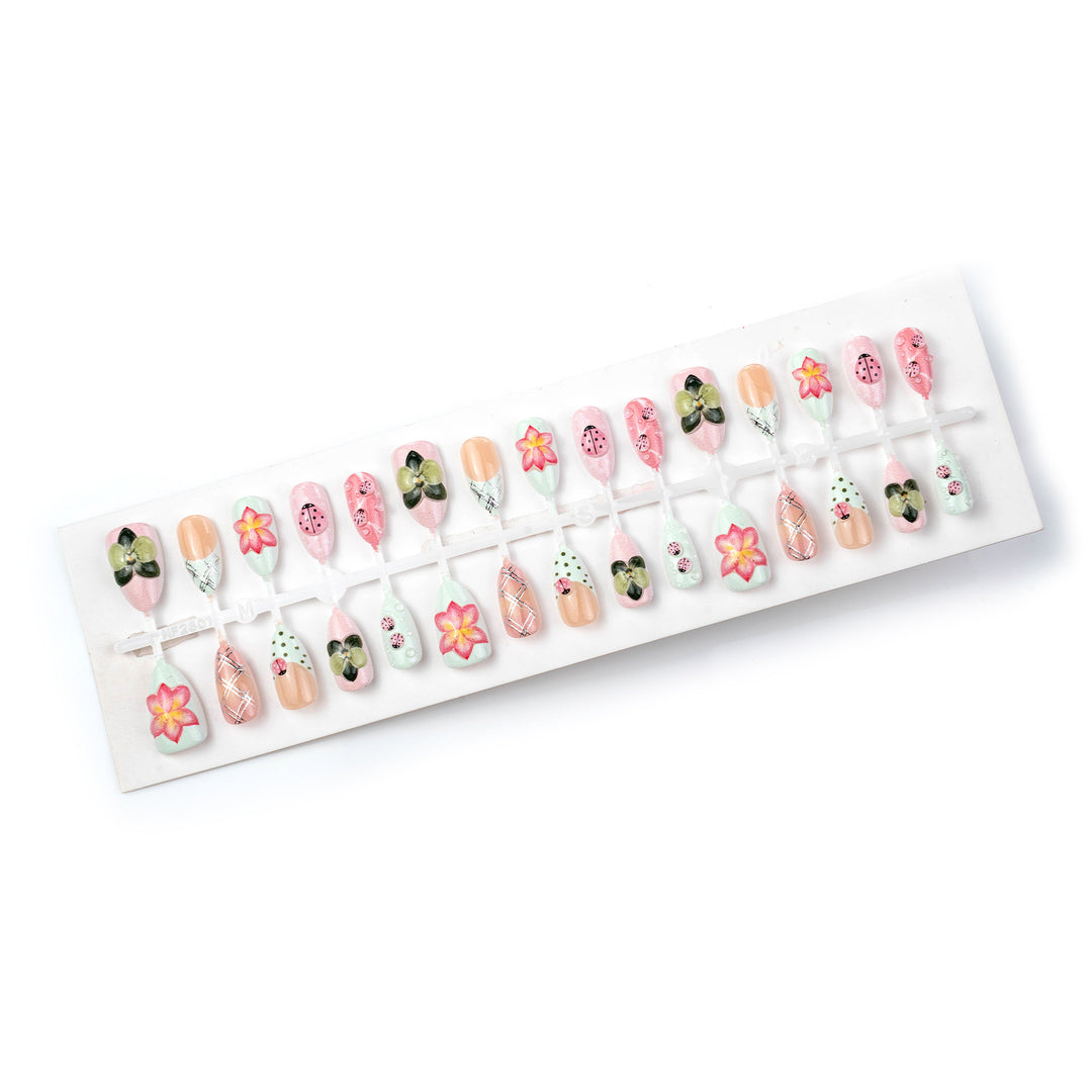 Creative Floral-Themed Press-On Nail Set