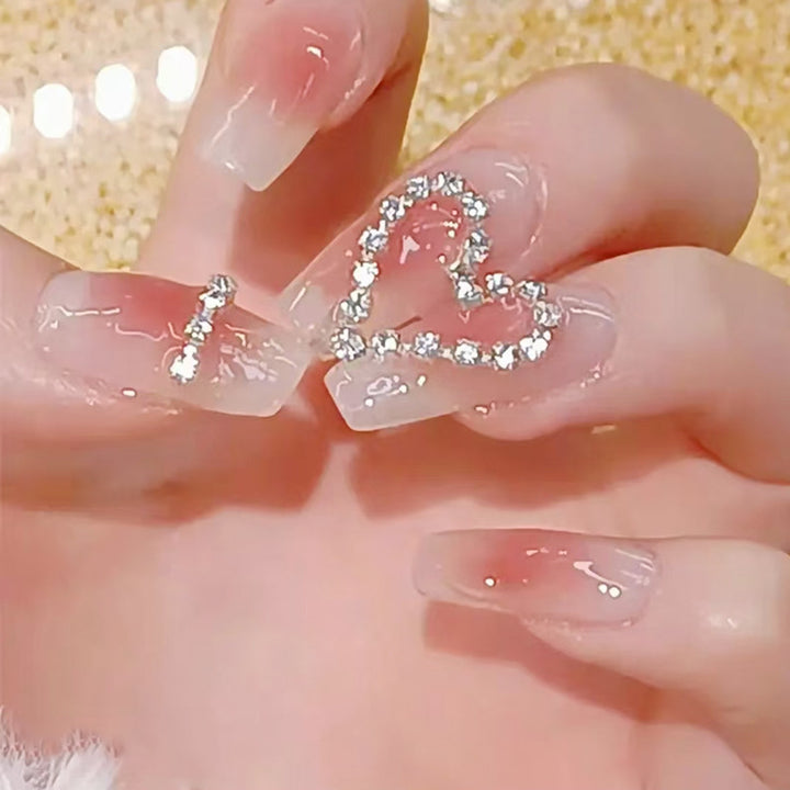 Artificial nails with romantic heart decorations Kalsten