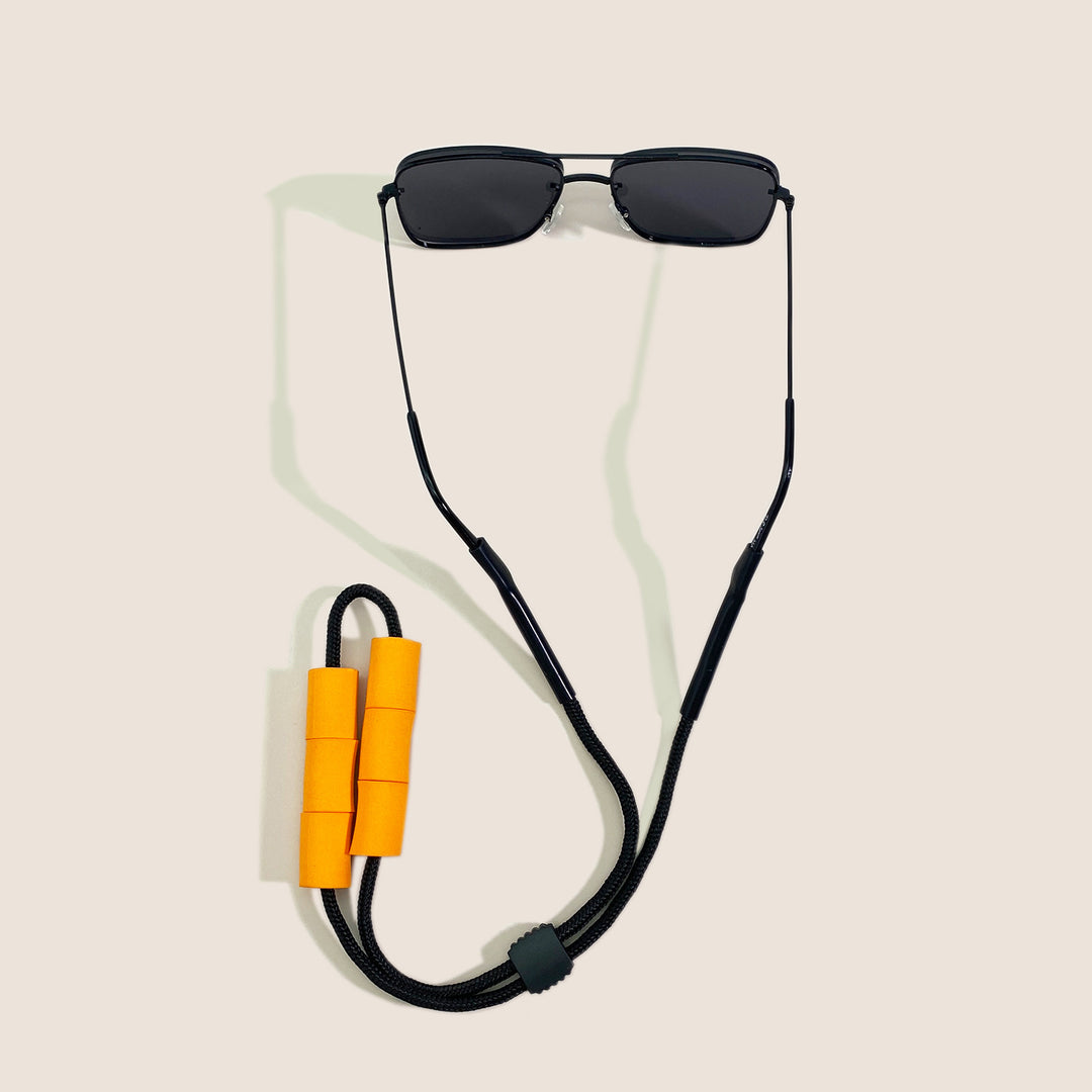 Versatile Eyewear Retainer with Adjustable Grip Kalsten