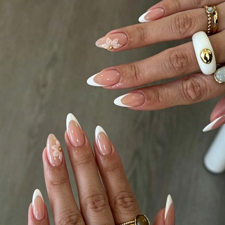 Floral Accent Press-On Nail Set Kalsten