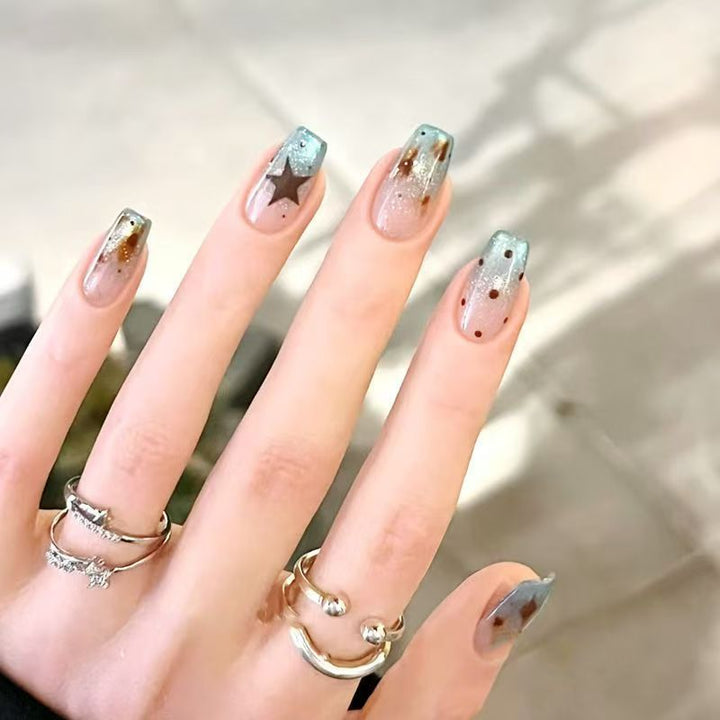 Whimsical Bear-Themed Press-On Nail Art Kit Kalsten