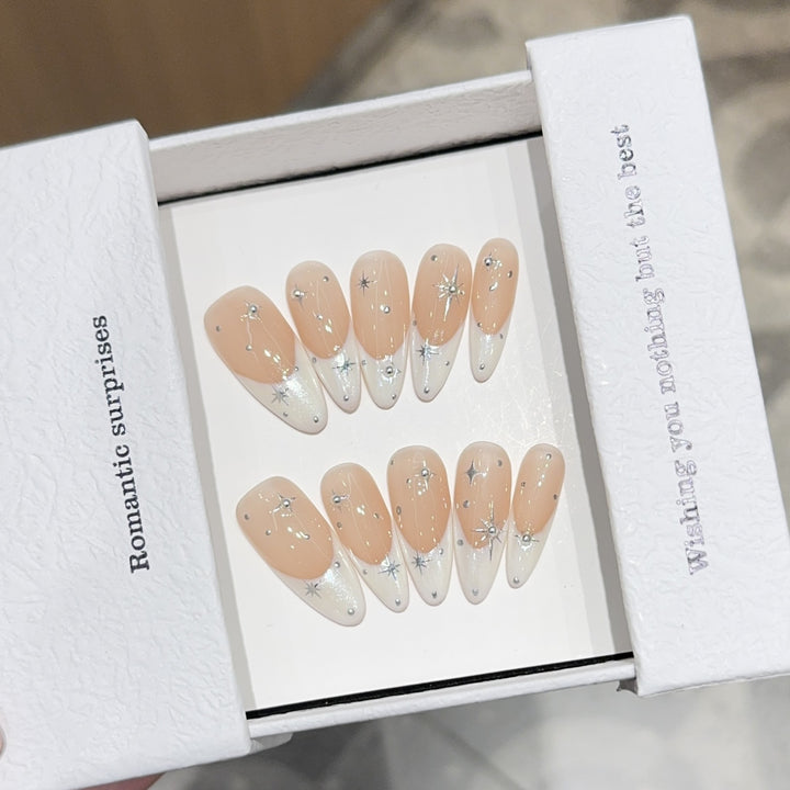 Glamorous artificial nails with romantic star pattern Kalsten