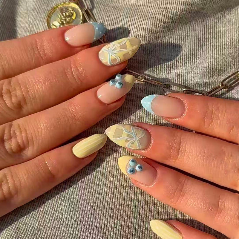 Designer Press-On Nail Art Set with Unique Patterns Kalsten