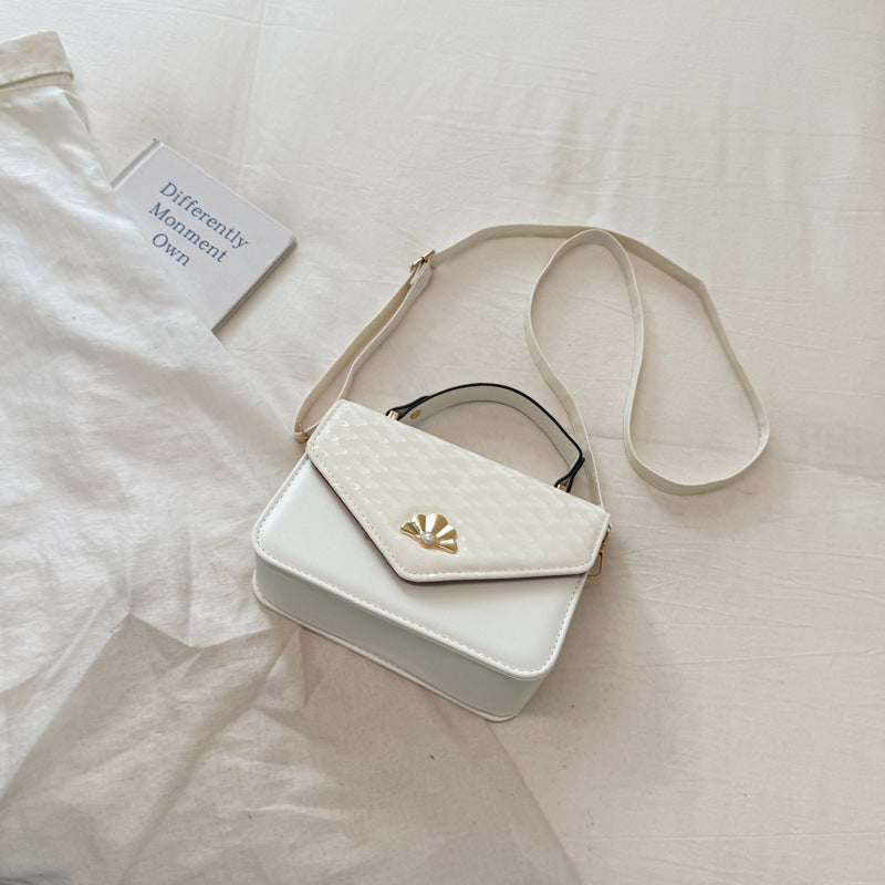 Elegant Textured Handheld Purse