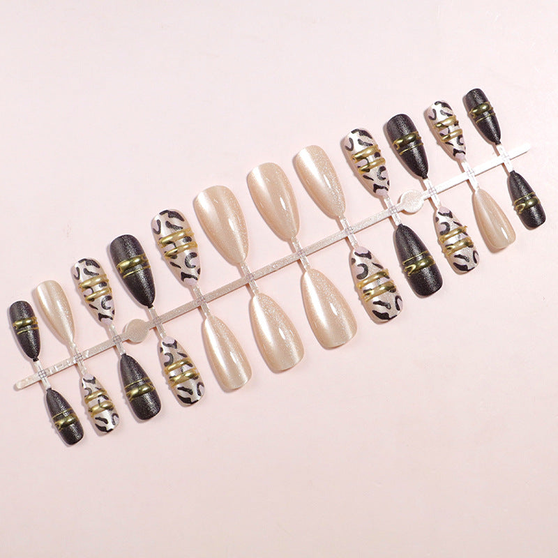 Artistic Press-On Nail Set with Contemporary Patterns Kalsten
