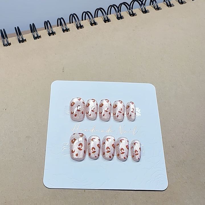 Press-On Nail Art Kalsten