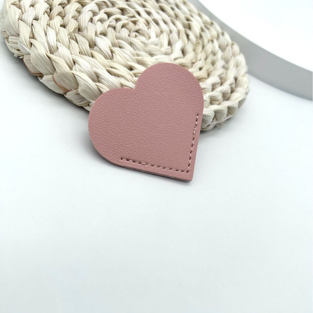 Heart-Shaped Leather Accessory Kalsten