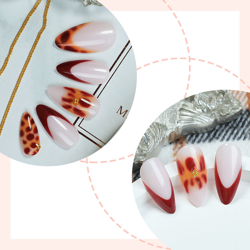 Fashionable Press-On Nail Art Set Kalsten