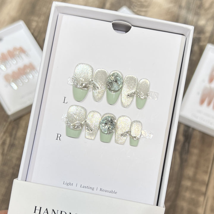 Glamorous Reusable Press-On Nail Set with Gemstone Accents Kalsten