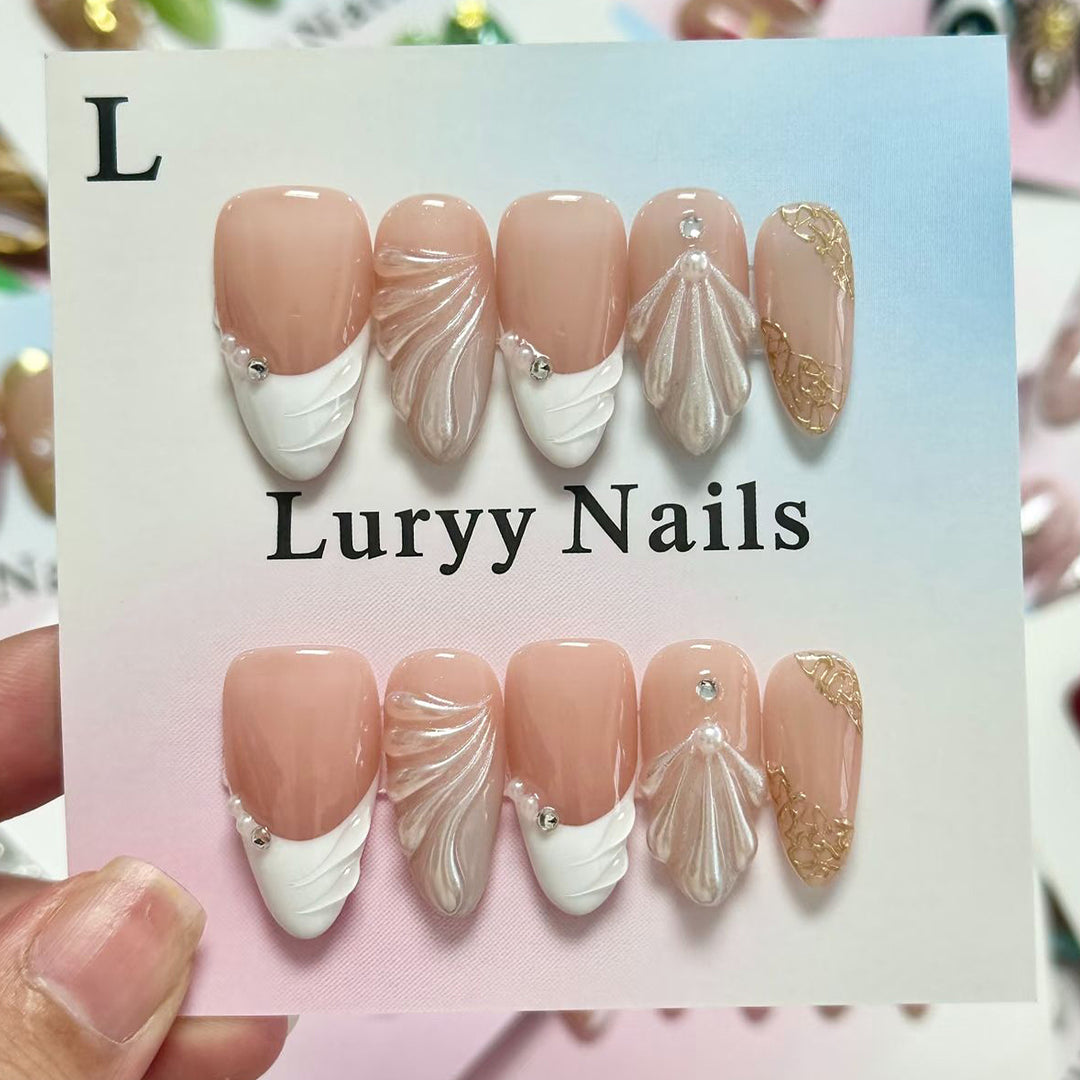 Chic Press-On Nail Art Set with Elegant Design Kalsten